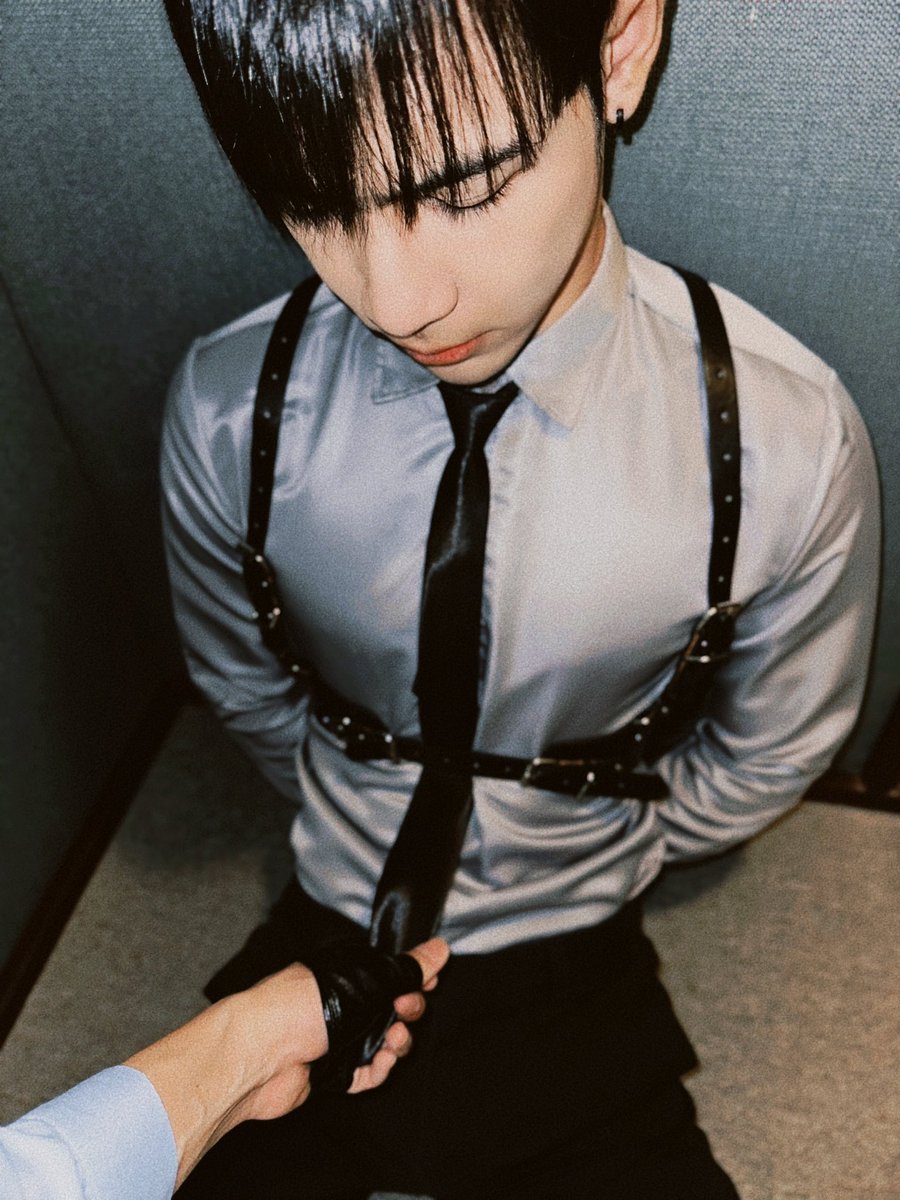 Fasciola_pq's tweet photo. โดนจับได้ จะโดนอะไรต่อครับ 💦 https://t.co/6W57D4JuVz