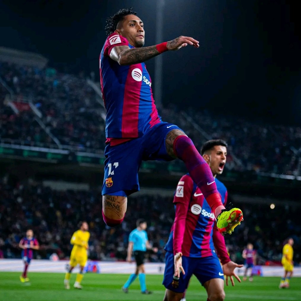 Igortips1's tweet photo. What an incredible game! The energy at the stadium was absolutely electric as Barça secured a 1-0 win against Las Palmas. I'm so proud to be a part of this amazing journey! 💙❤️⚽ #ForçaBarça #FootballThrills https://t.co/9eKdec6Sed