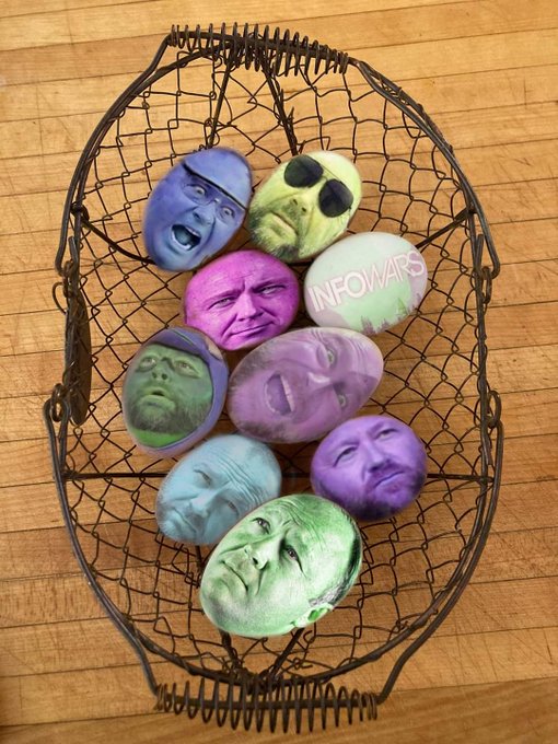supreembeing's tweet photo. @RealAlexJones 
#infowarsstore
#alexjoneswasright 
Happy Easter! https://t.co/LhJQhNEzfw