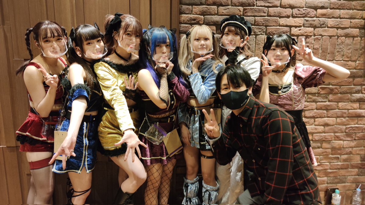 misolade_'s tweet photo. この頃、何気に特典会並びだしたばっかりでまだ、慣れてなかったわねアイドルwJILLASTED供養の日に毎年なるんやろうなw色々あったけど今思うと和やかで良い現場だったと思う!(踊り複雑で凝ってたしねー)
#JILLASTED https://t.co/CFtaAJO2yo
