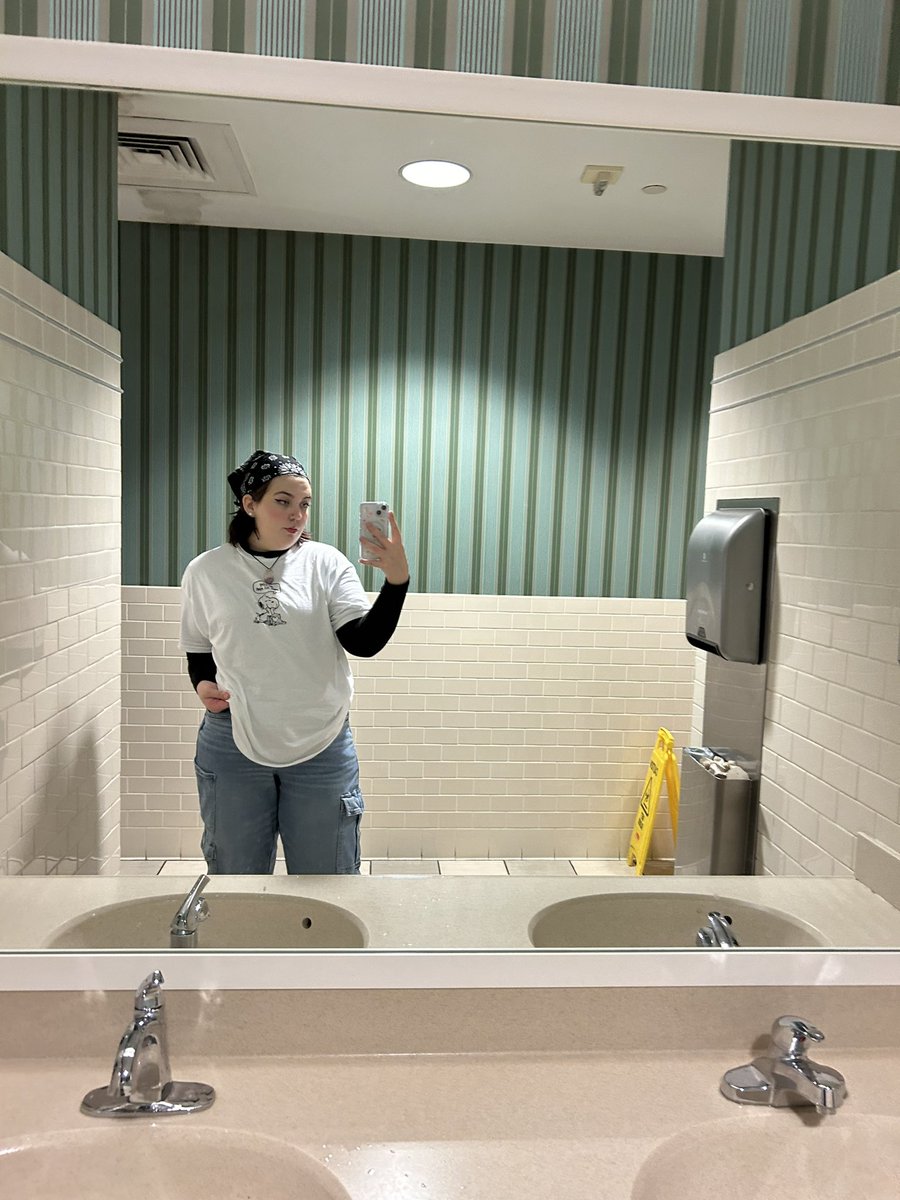 ziggy_4k's tweet photo. happy trans day of visibility to your favorite shapeshifter!!! (looking through these, i realized i’ve dressed VERY femme the last  year or so) https://t.co/XGREwWORhC
