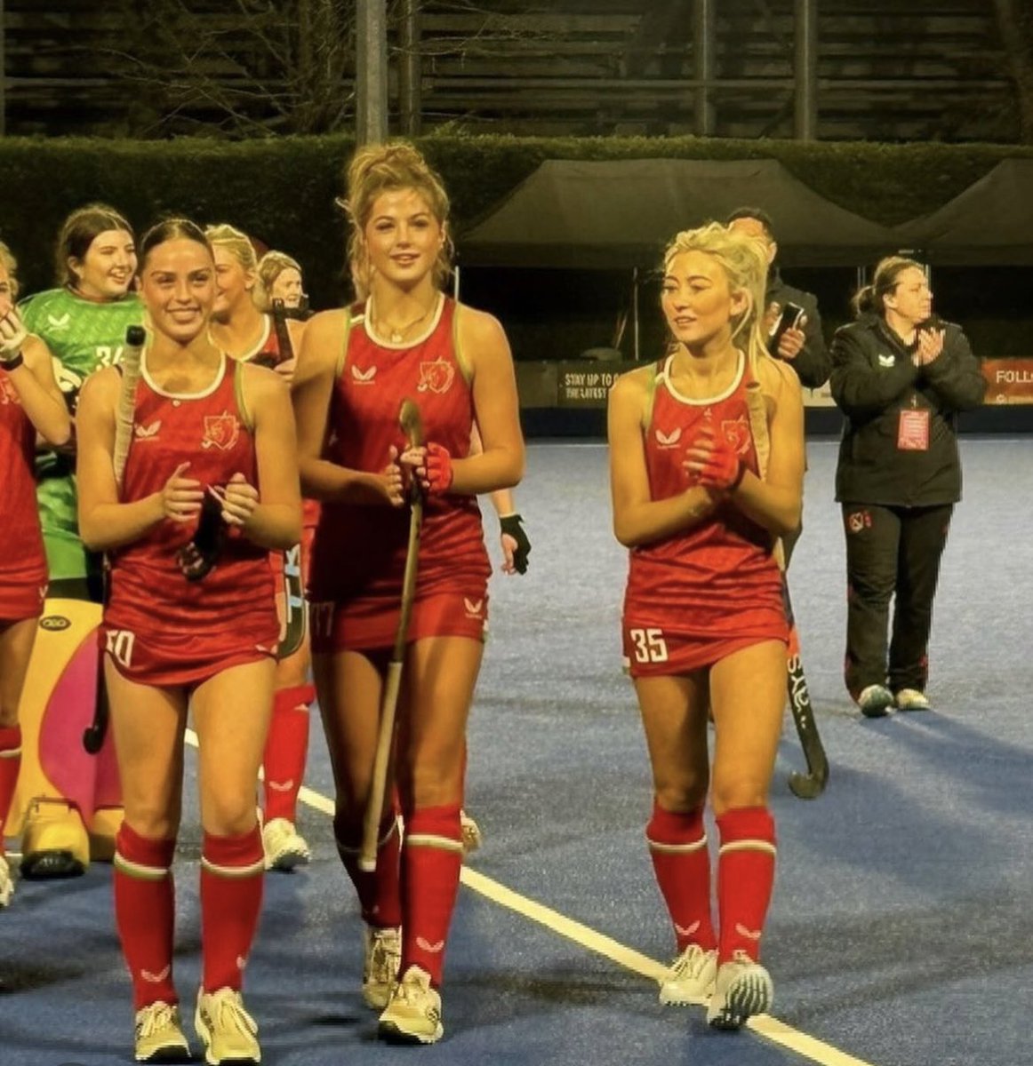 Llongyfarchiadau i Nansi Roberts ar ymgyrch arbennig gyda tîm hoci dan 18 Cymru dros y penwythnos. Cyfres cyfartal i’r tîm yn erbyn Canada,gêm cyfartal,ennill a cholli. A Nansi wedi mwynhau’r profiad o sylwebu ar gêm y merched. Da iawn ti,balch iawn ohonat. 🏑🏴󠁧󠁢󠁷󠁬󠁳󠁿⭐️ <a href="/hockey_wales/">Hockey Wales Masters 2018 playing season.</a>