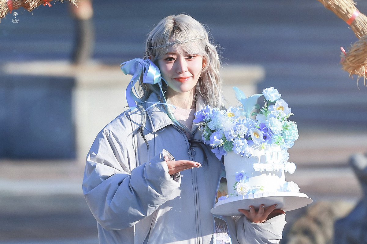 meltingvanilla_'s tweet photo. 240308 さくちゃん🌸

#AprilFoolsDay 
#宮脇咲良 #사쿠라 #SAKURA 
#LE_SSERAFIM #르세라핌 @le_sserafim https://t.co/31Qms3UEAd