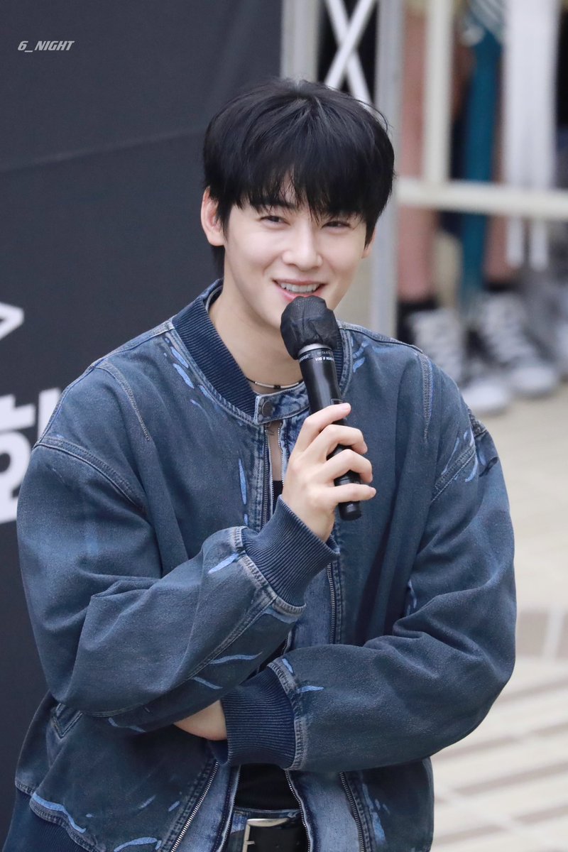 6_night's tweet photo. #AprilFoolsDay
#차은우 https://t.co/ydUF6vUVQm
