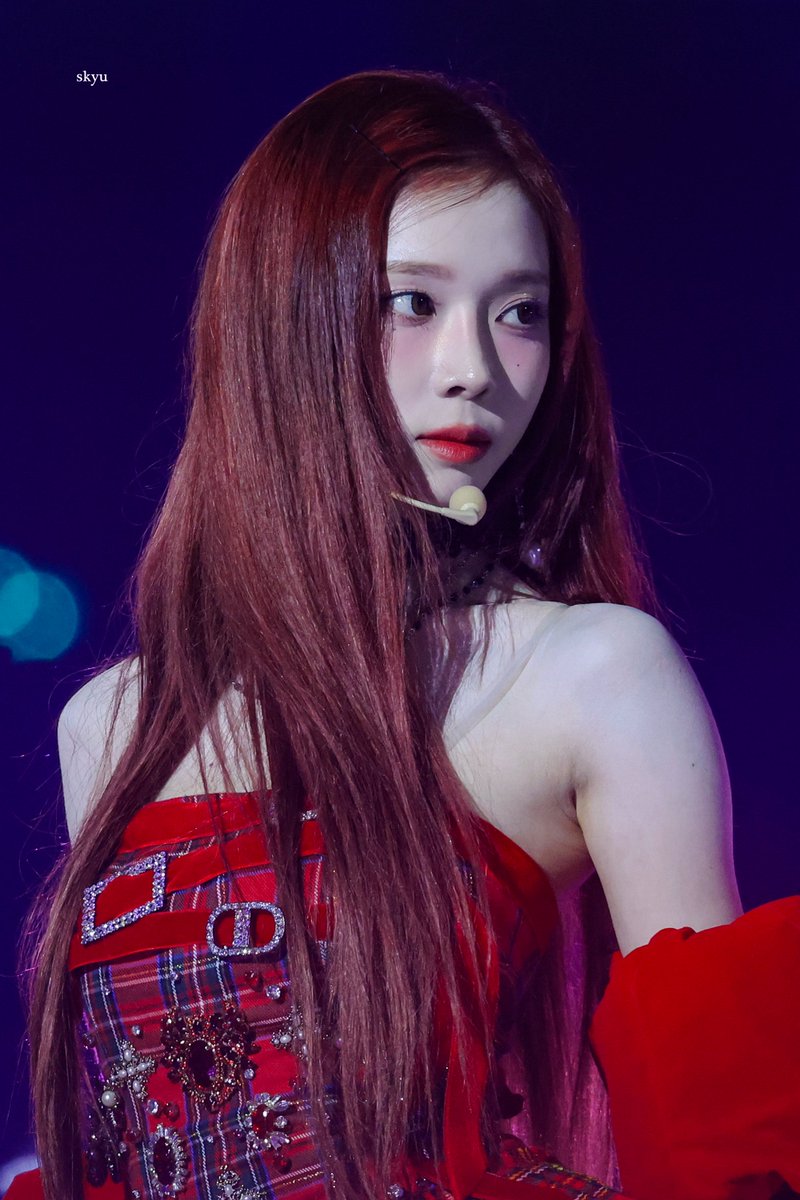 231202 멜론뮤직어워즈 MMA

#에스파 #윈터 #민정
#aespa #WINTER #MINJUNG
#만우절 #AprilFoolsDay