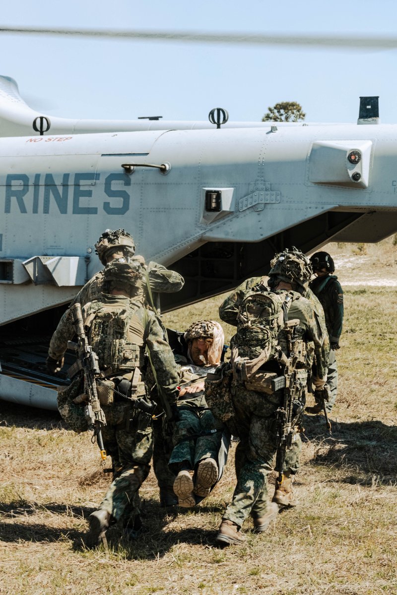 iimefmarines's tweet photo. Dutch Marines with Marine Squadron Carib, Netherlands Marine Corps conduct final exercise of Exercise Caribbean Urban Warrior on Camp Lejeune, North Carolina.
@korpsmariniers
@2dMarDiv
@USMC
@DeptofDefense
#iimef #dutchmarines #allies #2dmardiv https://t.co/ctv8EhrwDE