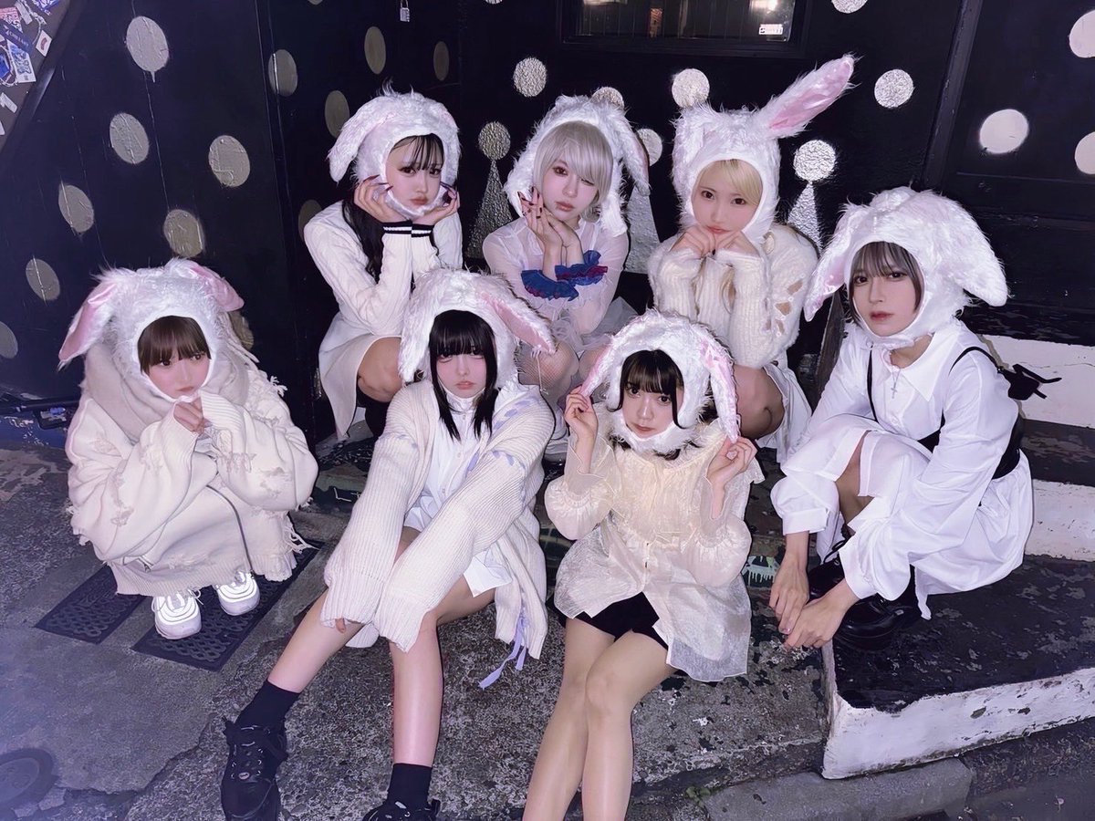 EMPATHY_jp's tweet photo. - - - - - - - - - ꒰ ♡ ꒱ - - - - - - - - -

♡お知らせ♡
本日から...

『ミラクルぴょんぴょんプリンセス』

としてEMPATHYから改名し、うさぎになり新たに活動して参ります。

これからのミラクルぴょんぴょんプリンセスの活動にご期待ください♡

#ミラぴょん https://t.co/Gqeqwtg15R