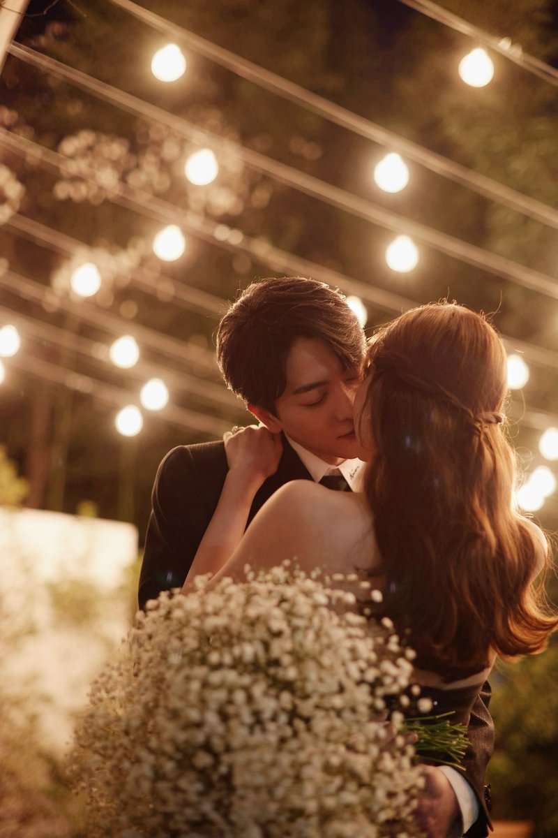 funakurakko's tweet photo. 本日、結婚します。
#皆様今年もよろしくお願いいたします https://t.co/x4sUBLGN91
