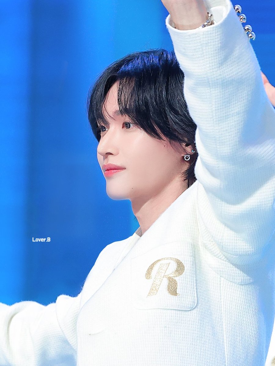 240101 가요대제전 원빈 HQ

HAPPY 만우절 🎉

-
#RIIZE #라이즈 #WONBIN #원빈 #ウォンビン #만우절 #AprilFoolsDay