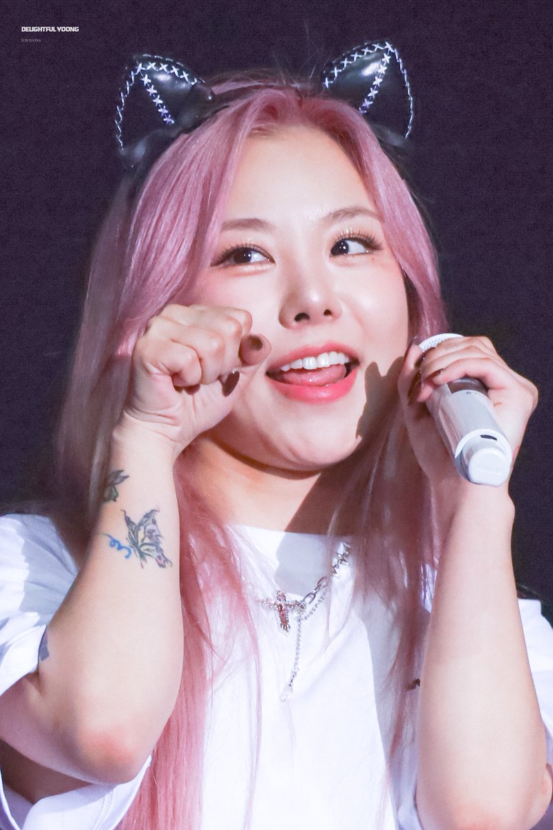 Delight_Yoong's tweet photo. 240326 휘인 홍콩 콘서트
240221 솔라 생일 팬미팅 

#휘인 #솔라 #WHEEIN #SOLAR
#마마무 #MAMAMOO #AprilFoolsDay https://t.co/VibHIrqQUz