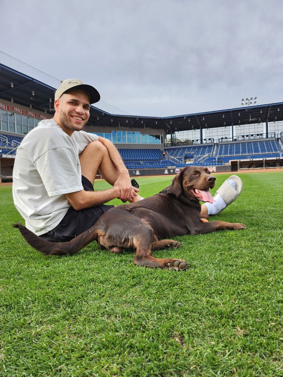 JJ_Summerset's tweet photo. Milo is still missing, we’ve decided to offer a CASH REWARD no questions asked to anyone who bring Milo home safely, please share and help us bring Milo home @whatsuptucson https://t.co/WngnpQHCDq