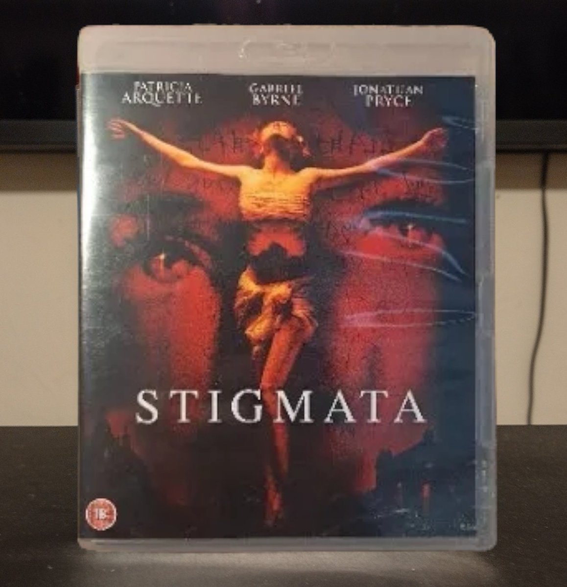 Now watching...

#Stigmata #RupertWainwright #PatriciaArquette #GabrielByrne #JonathanPryce #NiaLong #PortiadeRossi #RadeŠerbedžija #PhysicalMedia #film #horror #Easter