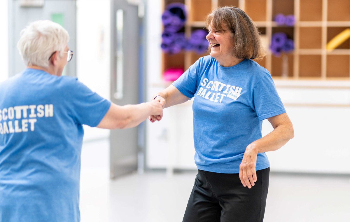 @scottishballet Dance health classes (Parkinson’s Scotland, dementia friendly dance project Time to Dance, Elevate for people with Multiple Sclerosis) and a free digital dance resource for people with reduced mobility: SB Duet scottishballet.co.uk/move-with-us/d… scottishballet.co.uk/move-with-us/w…