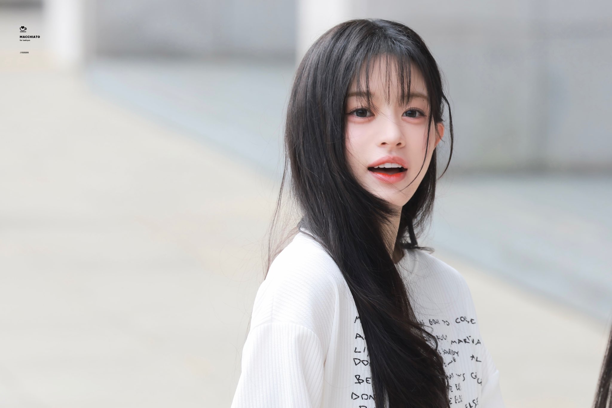 민주 R U Next? 민주 MINJU l 4R rehearsal FanCam - YouTube