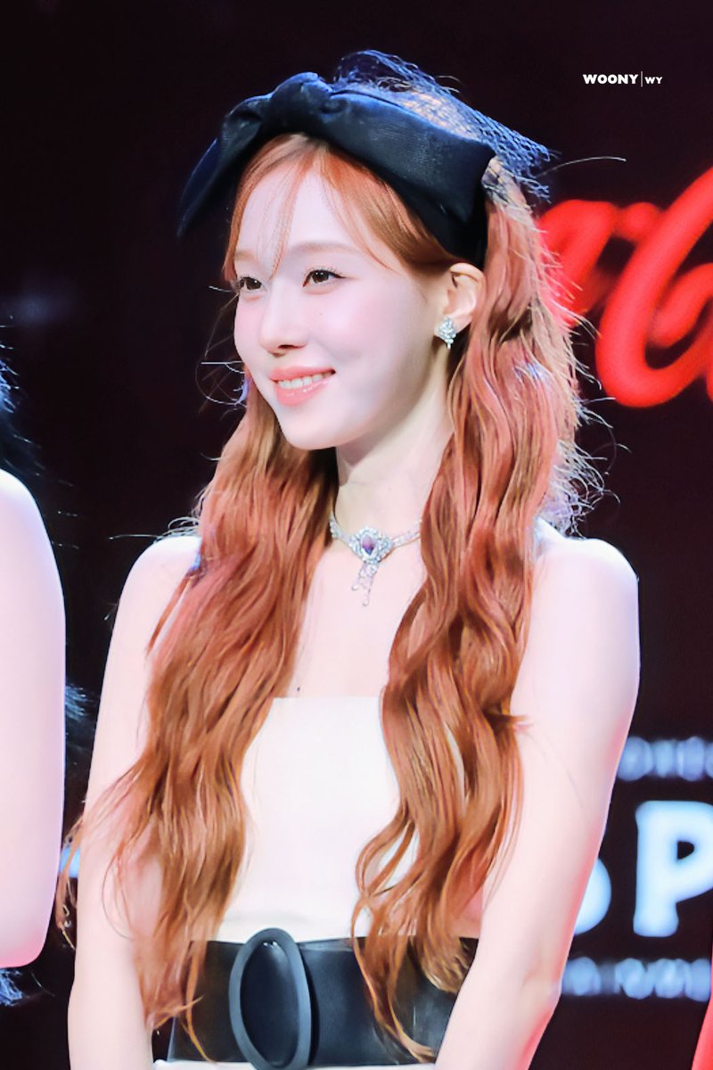 Hwoonyyy's tweet photo. 231225 
 Happy April Fool's Day

#WINTER #윈터
#aespa #에스파 https://t.co/A4IATk2Zce