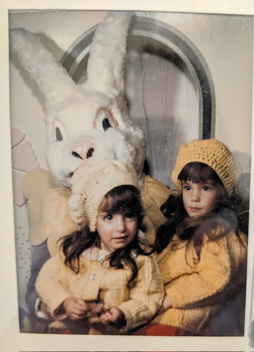 Happy Easter from me, one of my sisters (they're all good looking) and this creepy mall Bunny 🐰. Hope today you are with the people you 💕