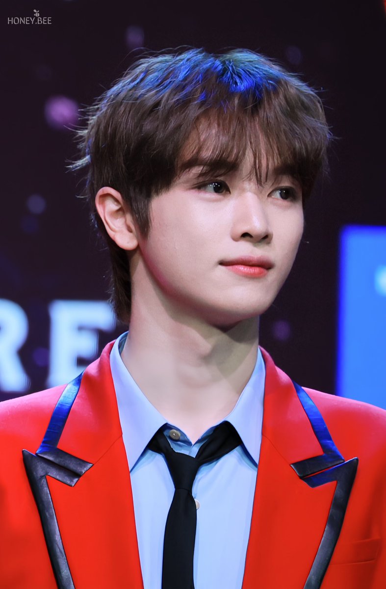 HONEY_BEE_1125's tweet photo. #성찬 #SUNGCHAN #RIIZE 

4월 컴백 🧡 
라이즈 브리즈 뜬다 !! 라브뜨 !! 🧡 https://t.co/HI7eedB4Oe