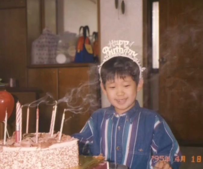 1988 gave us the bestest boy in the world.

HAPPY JUNG HAEIN DAY