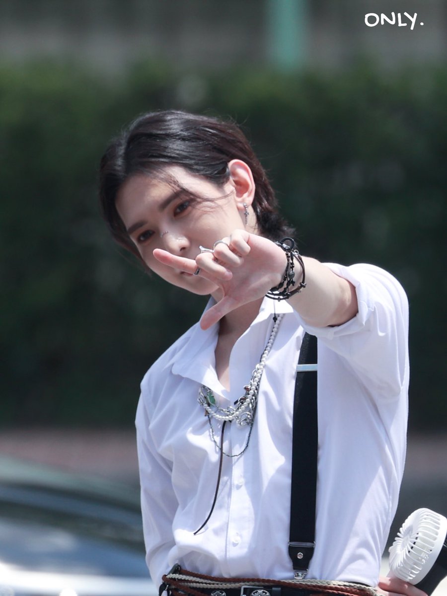 𝗢𝗡𝗟𝗬. tweet media