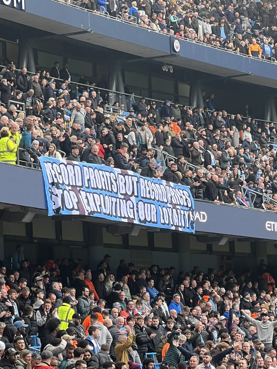 “Record profits but record prices “Stop exploiting our loyalty.” Banner in the South Stand in reaction to yet more season ticket hikes ahead of today’s game.