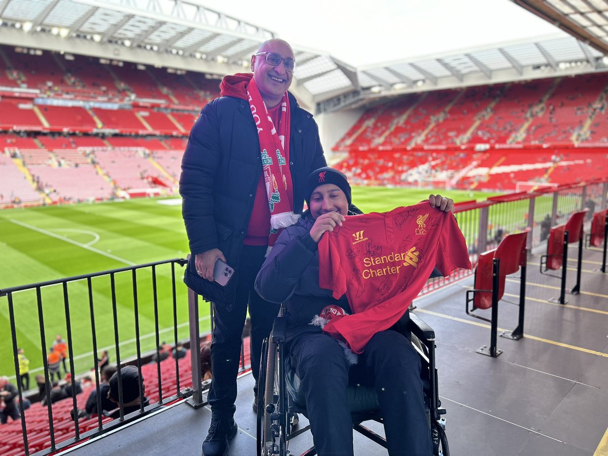 LiverpoolDSA's tweet photo. A young lad who is going through so much at the moment. We hope today gave Jaan and his dad, Deepak, a much-needed boost. Safe journey home ❤️ YNWA https://t.co/5DBzgDR9lO