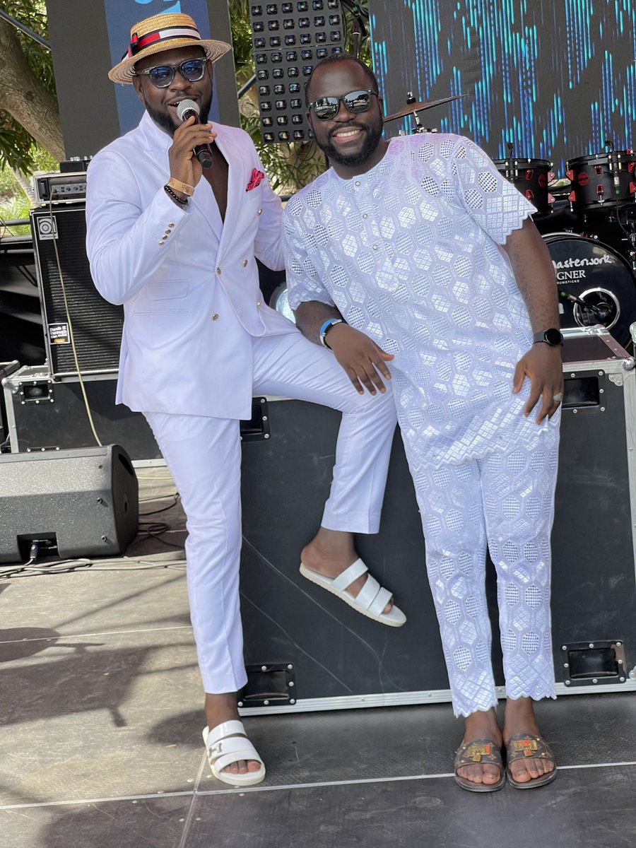 zeusreas's tweet image. Happy Easter « Show 2 » notre Combat. Hôtel Le Lac, nous y sommes 🏴‍☠️

#TgTwittos #EasterShow 🇹🇬