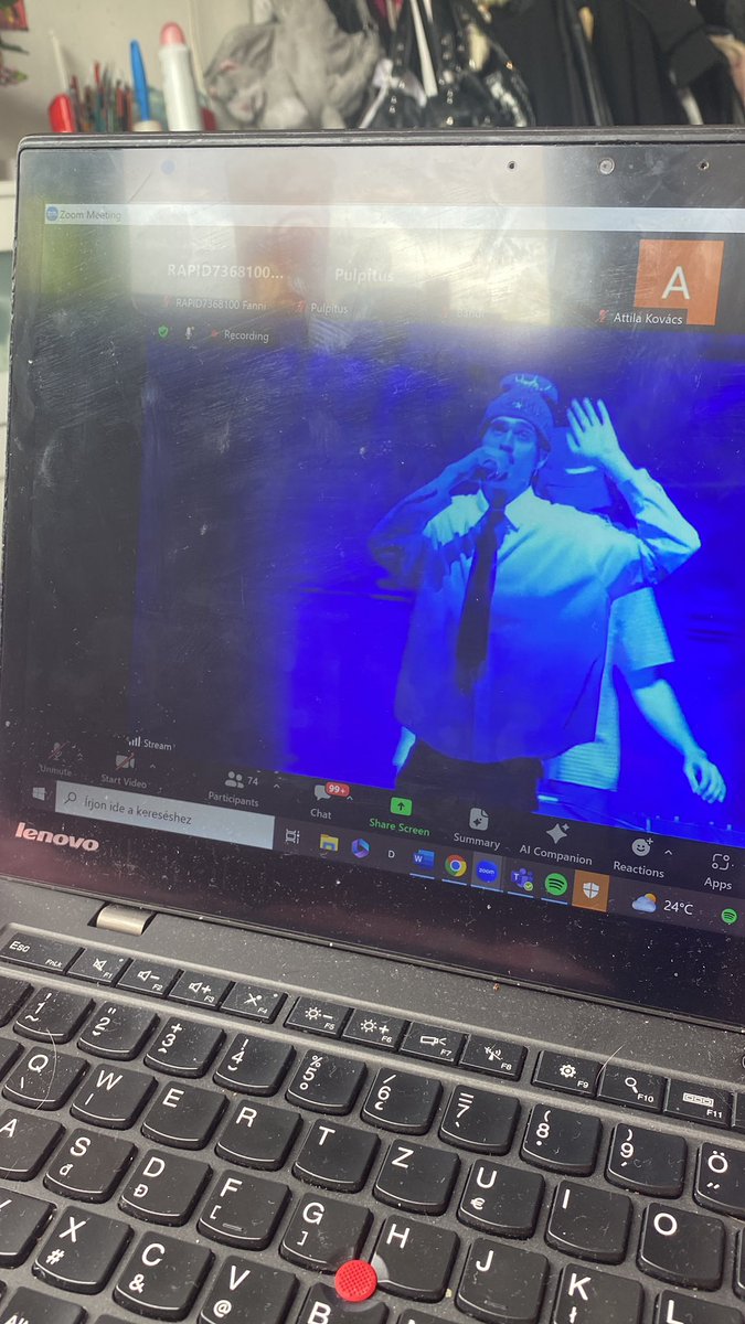 televizioslany's tweet photo. zoom meeting co lee koncert https://t.co/m9dKpPQrpJ
