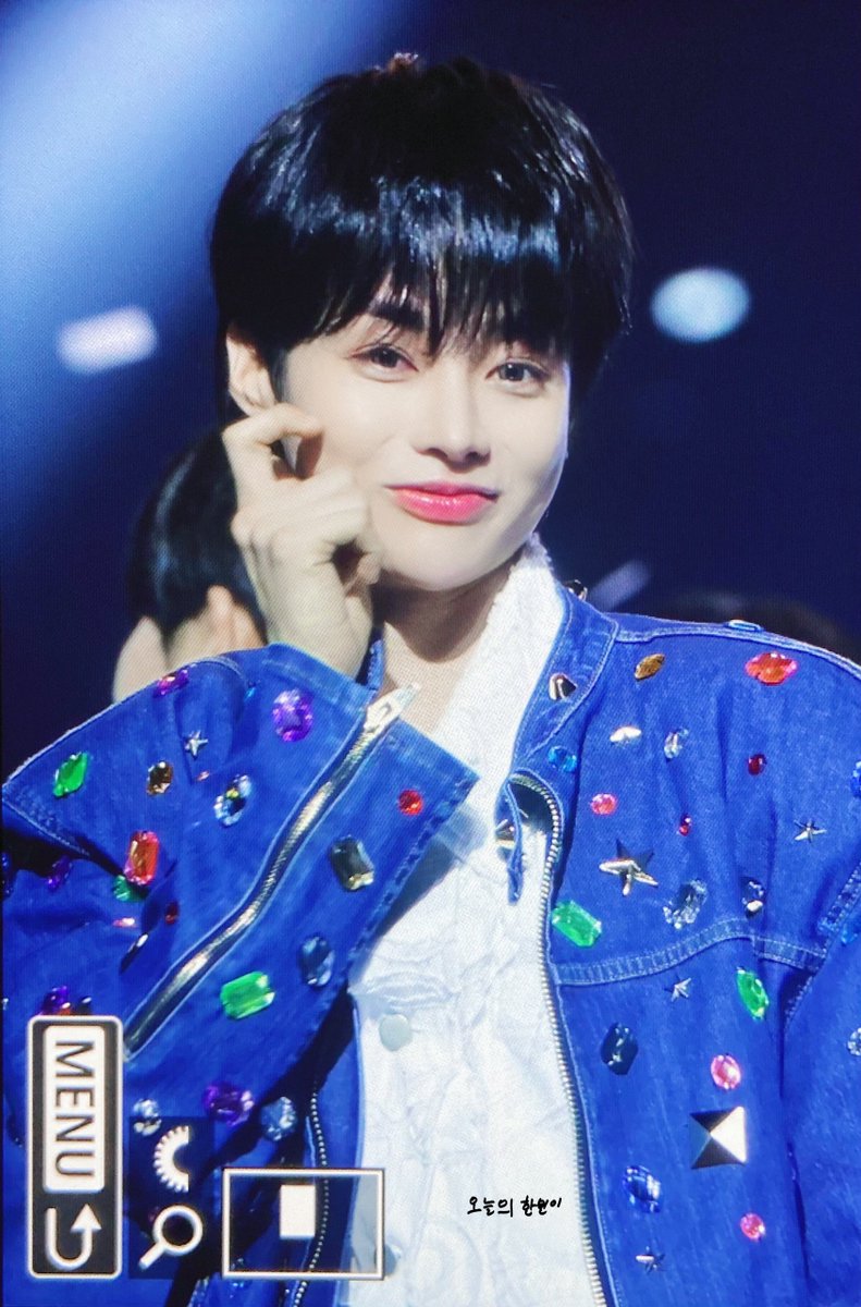 OnlyOne_HB's tweet photo. 𝐏𝐫𝐞𝐯𝐢𝐞𝐰˚
240331 아 오늘 너무 기특해서…만우절이따가…ㅋㅋ

#템페스트 #TEMPEST #냥이뷰 
#한빈 #HANBIN #오늘의한빈이 https://t.co/DPCW2dxhZQ