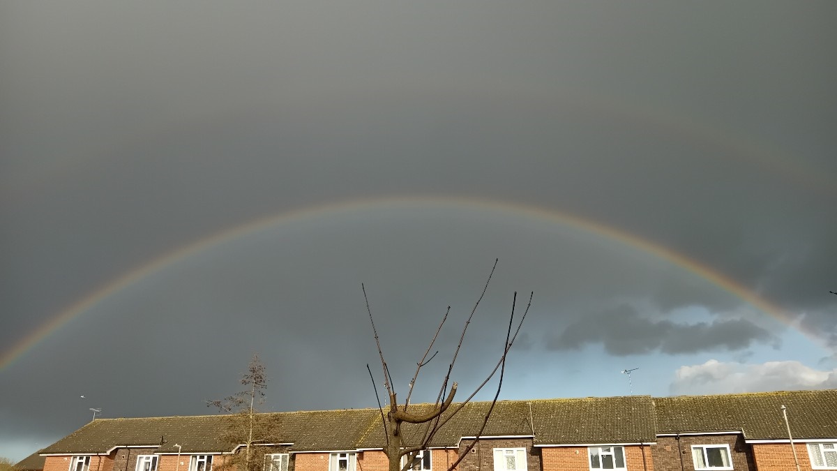 🌈 A double rainbow in Suffolk offered a little brightness against a stormy backdrop this week, thank you to user Sean Frost for the picture! 👀 See more: app.weatherandradar.co.uk/U13Q/t2in88i3 📸 Send your own: weatherandradar.co.uk/upload #UKWeather #NaturePhotography #Weather