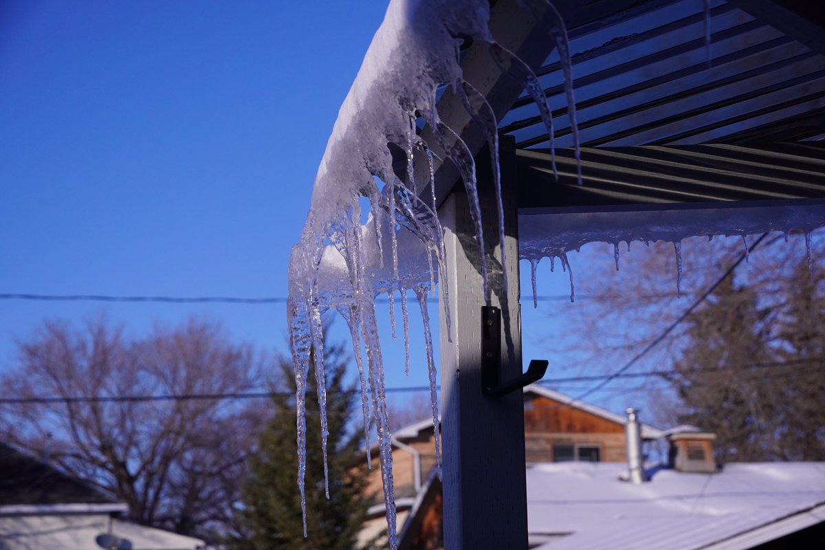 waynebusch1's tweet photo. Spring thaw happening. March31/24. https://t.co/6HFRAJ5y6a