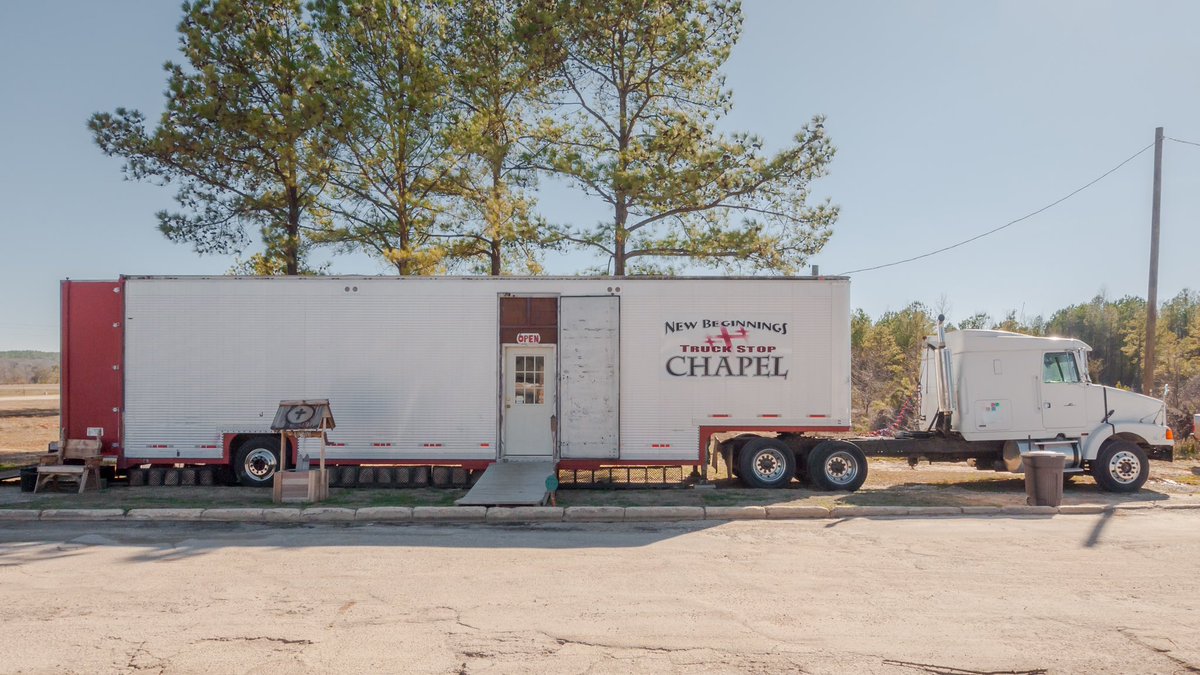 ruralindexing's tweet photo. Truck stop chapel
Tuskegee, AL https://t.co/tuQbzGHz6J