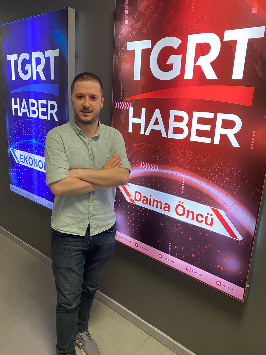 Dostlar,
Gün gelir limandan ayrılma zamanı bir gün istemesen de gelir. Yaklaşık 5 yılı geride bıraktığım TGRT Haber'den bugün itibariyle ayrılıyorum. Tüm arkadaşlarıma teşekkür ederim.
Hee merak edene, güzel haberler yakındır. Belki yarın, belki yarından da yakın..