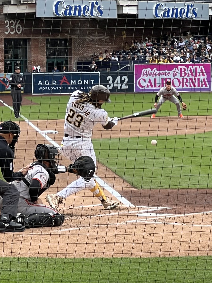 SheilaSDPads's tweet photo. Great day for baseball--even if we didn't win.   Today we will win!  Go Padres! https://t.co/MtT30V1v0T