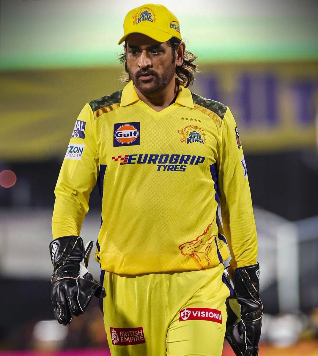 First Wicketkeeper to complete 300 dismissals in T20 cricket. #Dhoni