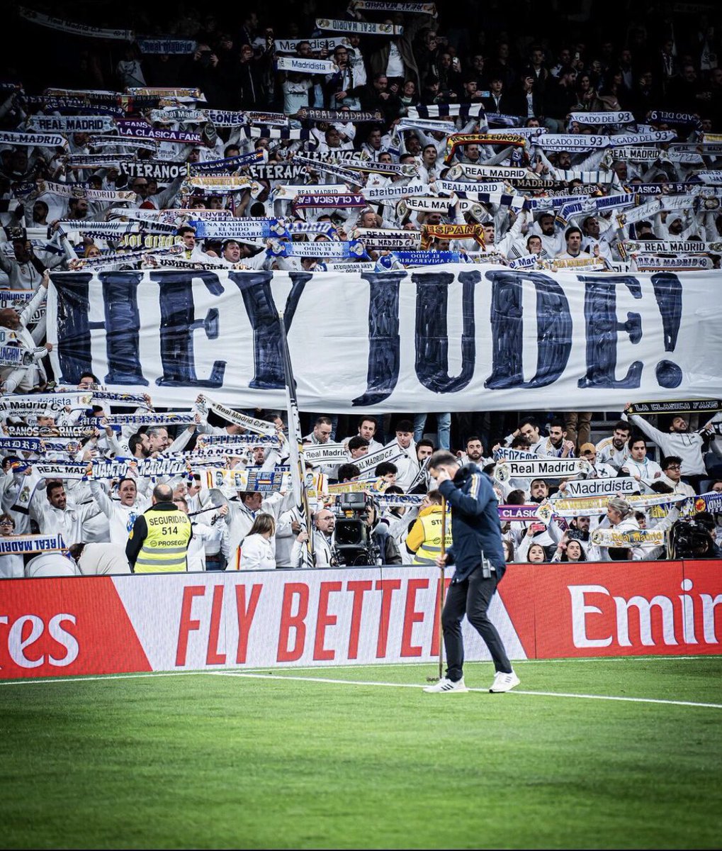 — 🎼LA LA LA LALALAAA🎼 — @BellinghamJude | #HalaMadrid