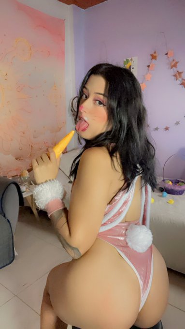 Happy Easter 🐣 https://t.co/ewcyTOR6yT<a href="/tag/miercolesdelenceria"class="tags"><span>#miercolesdelenceria</span></a>