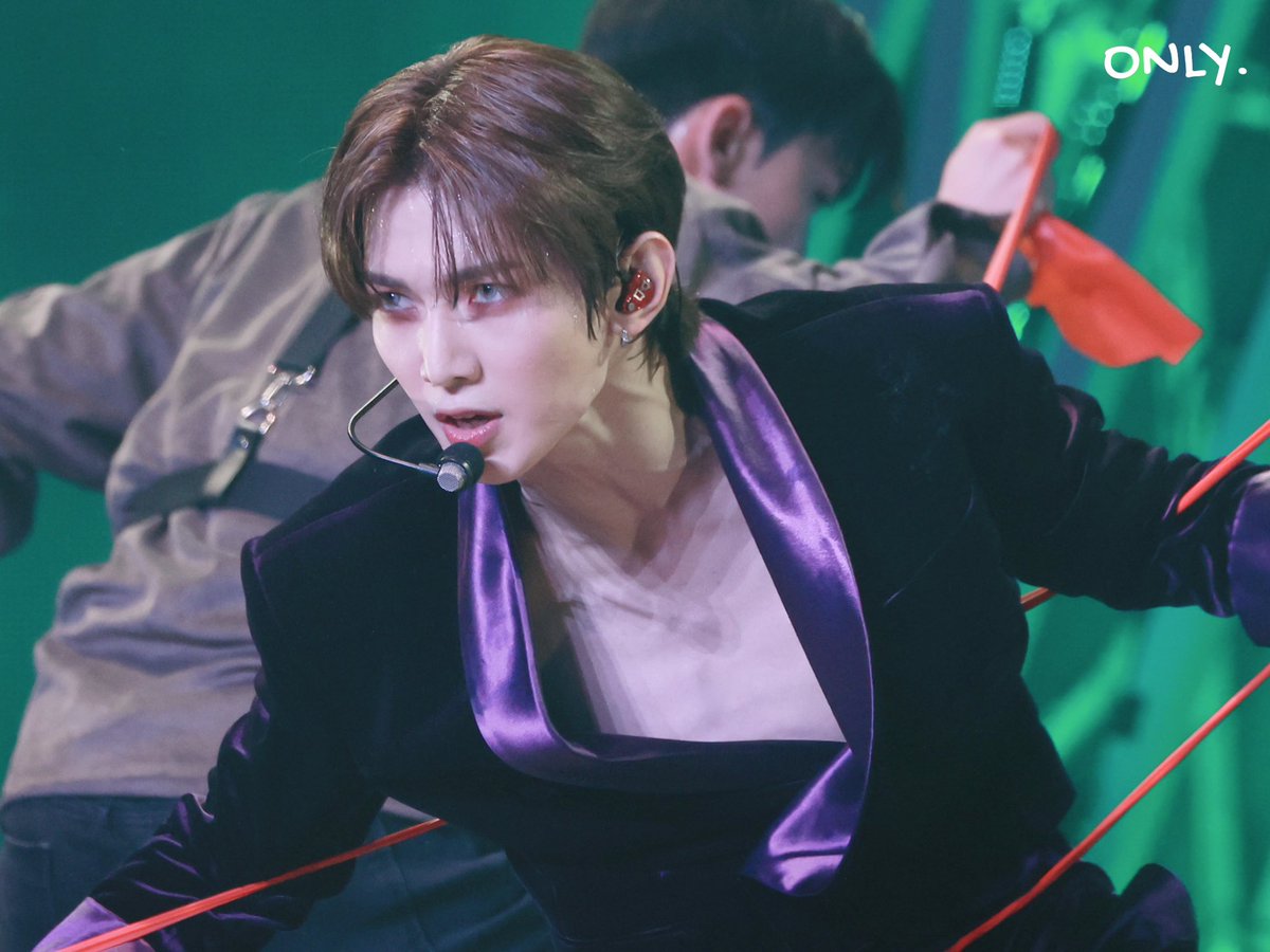 𝗢𝗡𝗟𝗬. tweet media