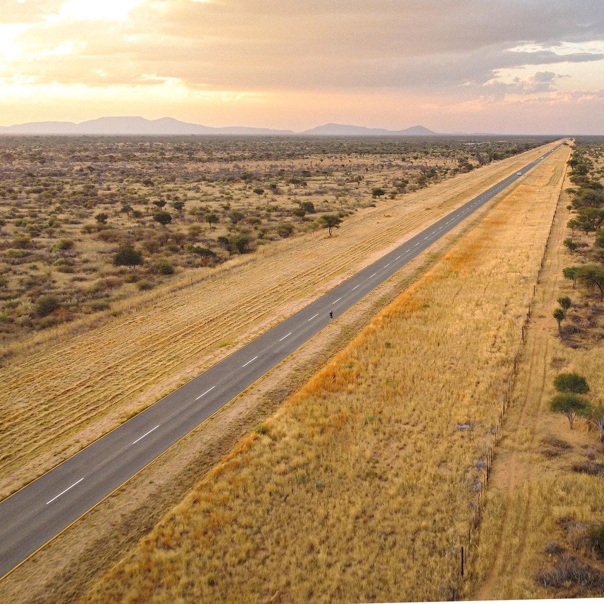 345 days 376 marathons £380,995 raised for charity Deserts✅ Rainforest✅ Savannahs✅ Mountains✅ Jungle✅ 7 days out from being the first person ever to run the entire length of Africa🫡