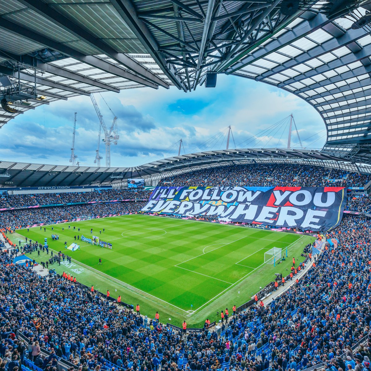 What a sight! 🤩 🩵 0-0 🔴 #ManCity