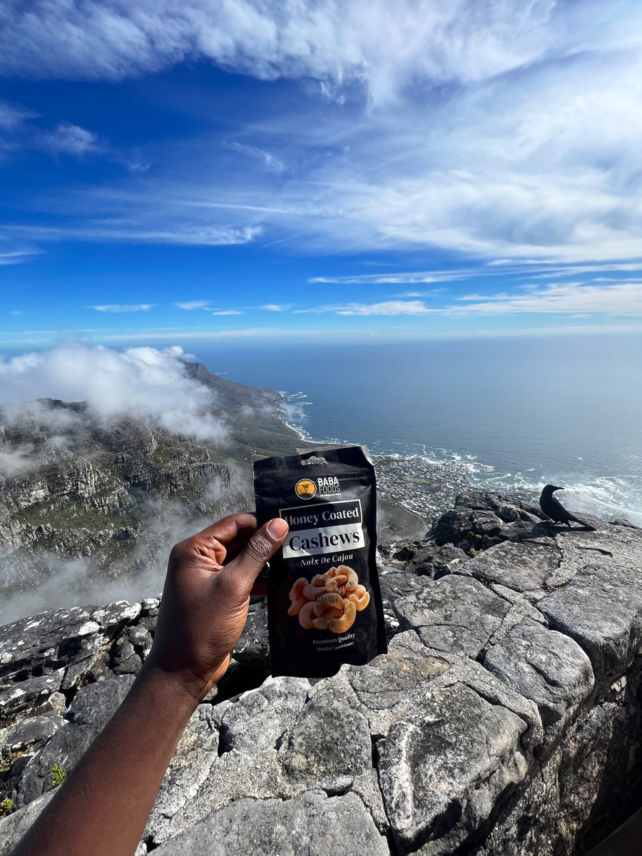 Took my favorite snack all the way to the top of Table Mountain ⛰️