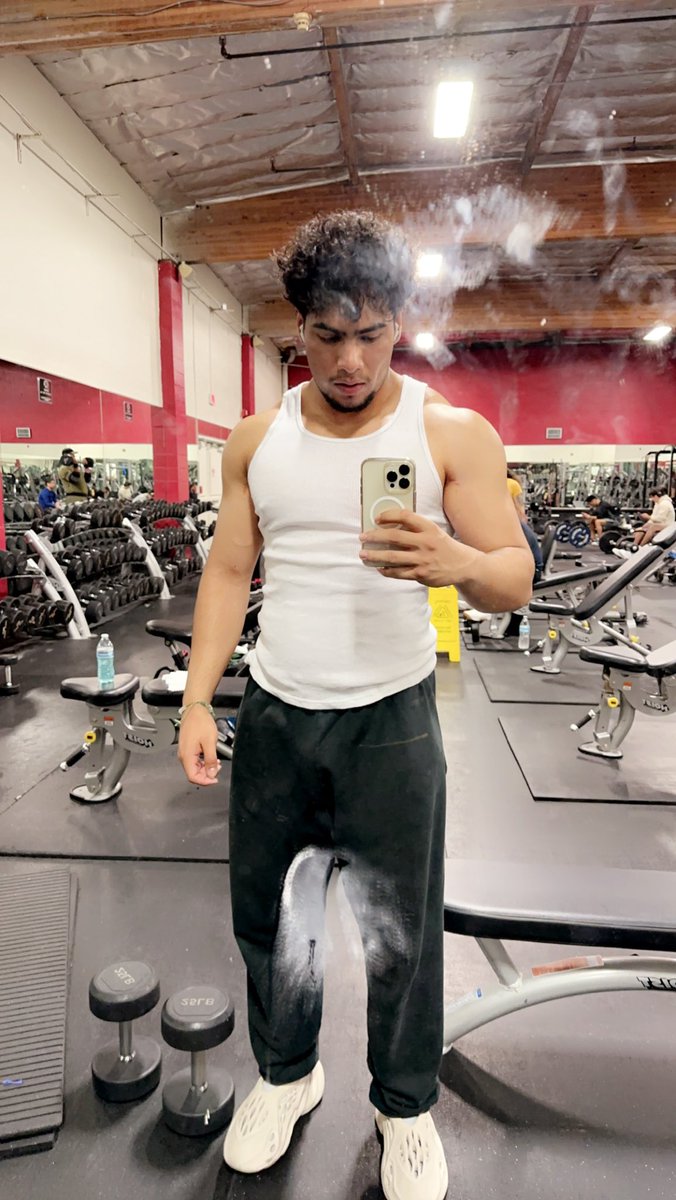 urusdabest's tweet image. Early morning gym sesh.