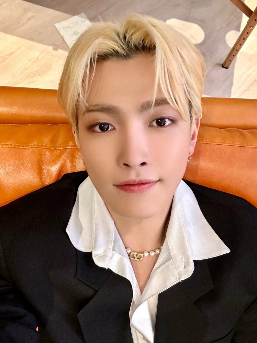 ATEEZofficial tweet picture