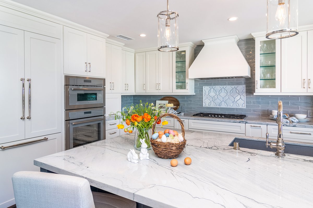 Happy Easter from all of us at Jackson Design and Remodeling! Wishing you a happy holiday in a bright and inviting home. 🌷🐇