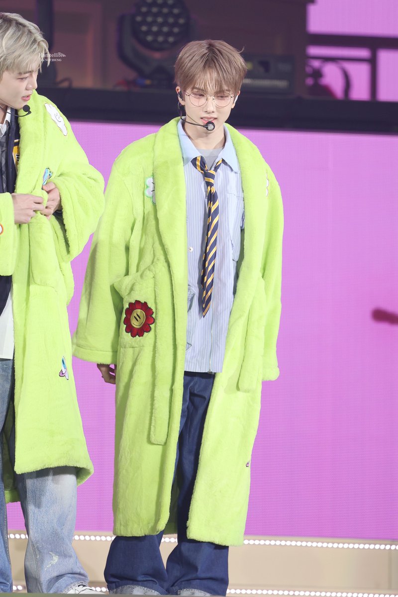 hamspaceO2's tweet photo. 240222 #지성 SMTOWN in Tokyo HQ

우리 쮜킁이,,,,, ㅜㅜ
                  ㄴ전 2024년 만우절 셔터내립니다,,,😁😁

#지성 #JISUNG #NCT #NCTDREAM #AprilFoolsDay #만우절 #끝 https://t.co/vBjACT7JjH