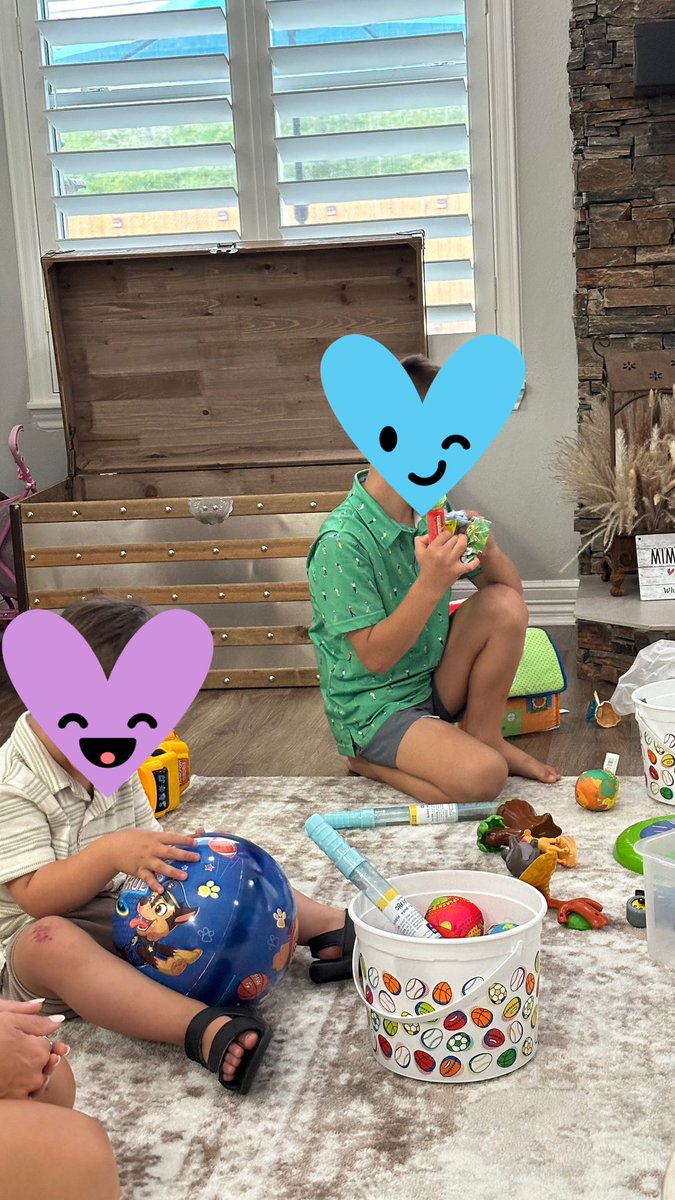 FabulousButEvil's tweet image. Apparently I don’t get an Easter basket anymore because these 2 turds exist 😒#auntlife (JOKING, obviously)