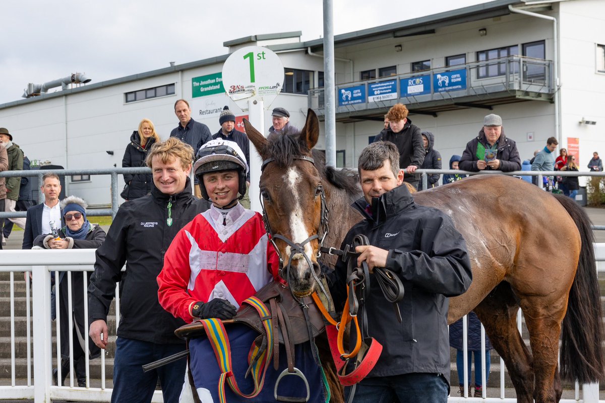 RACE 5 RESULT- Download The Racing App App Now Handicap Hurdle (Class 4) 🥇Lively Citizen 🥈Just Over Land Jockey: Harry Atkins Trainer: D. J. Jeffreys Owners: Mark E Smith and Keith M Hawed