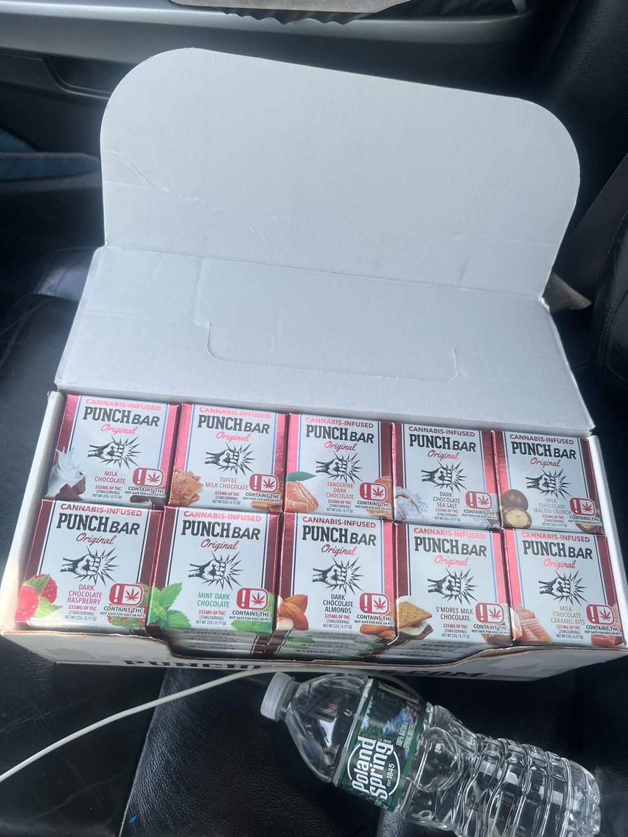 trippybeanz___'s tweet photo. Punch bars π€ should be a great day
What flavor you want to try?
#punchbars #weedlife #weed #edibles #girlsthatsmoke #FYP #explore https://t.co/zIPTmSIXfN