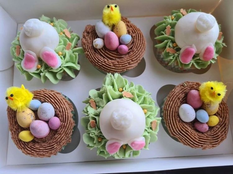 MissyRC7's tweet image. Our family traditions are to make homemade Easter decorations. Especially during my Easter birthdays 🎂 in my childhood. I’m especially proud of to be a #springbaby ♈️
So I continue to follow the tradition of making homemade dishes for the spring holidays. Happy Resurrection Day!