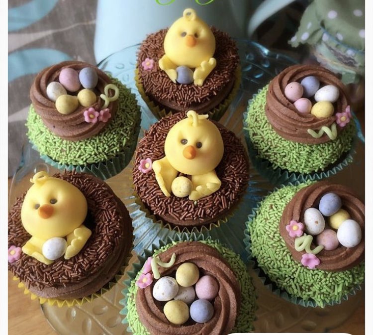 MissyRC7's tweet image. Our family traditions are to make homemade Easter decorations. Especially during my Easter birthdays 🎂 in my childhood. I’m especially proud of to be a #springbaby ♈️
So I continue to follow the tradition of making homemade dishes for the spring holidays. Happy Resurrection Day!
