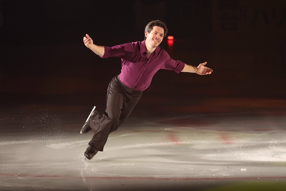 AxelQuadruple's tweet photo. 〈 #スターズオンアイス 大阪公演〉
#キーガン・メッシング
『Moments We Live For』
Photo by Kiyoshi Sakamoto
#figureskate #SOI #KeeganMessing https://t.co/V8Lum6Empn
